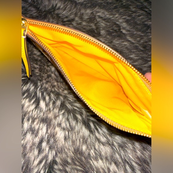 Tory Burch Reverie Floral Print Canvas Pouch - Picture 3 of 3